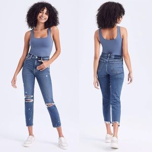 Abercrombie & Fitch High‎ Rise Mom Jeans